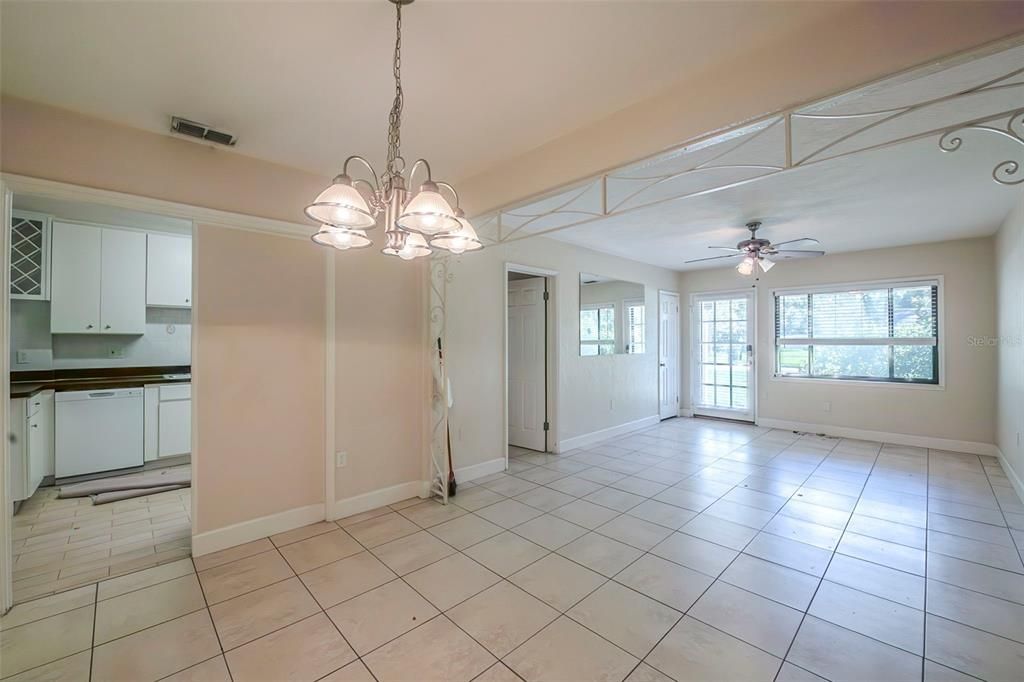 Active With Contract: $449,900 (3 beds, 2 baths, 2277 Square Feet)