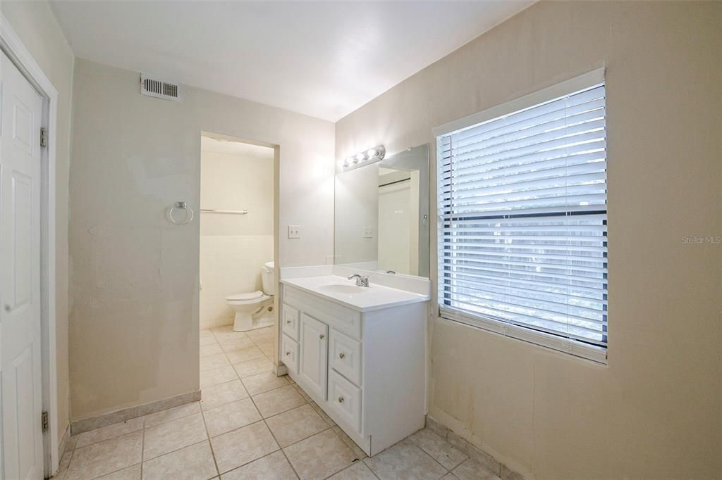 Active With Contract: $449,900 (3 beds, 2 baths, 2277 Square Feet)