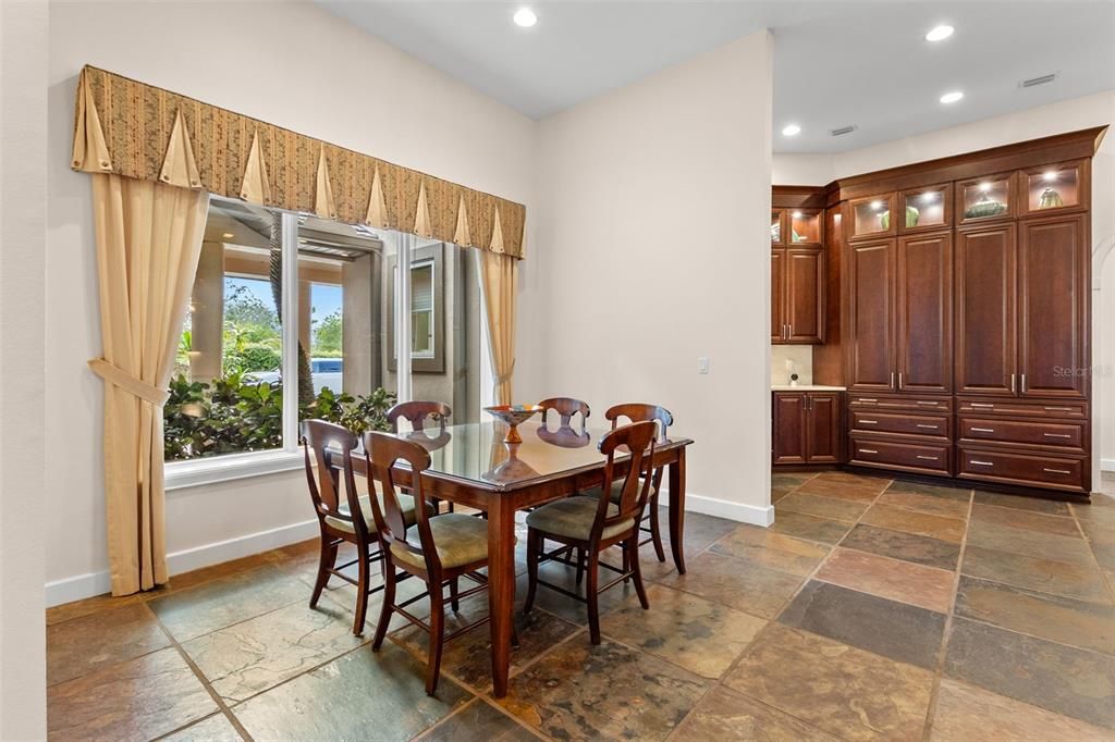 En Venta: $2,890,000 (5 camas, 6 baños, 7943 Pies cuadrados)