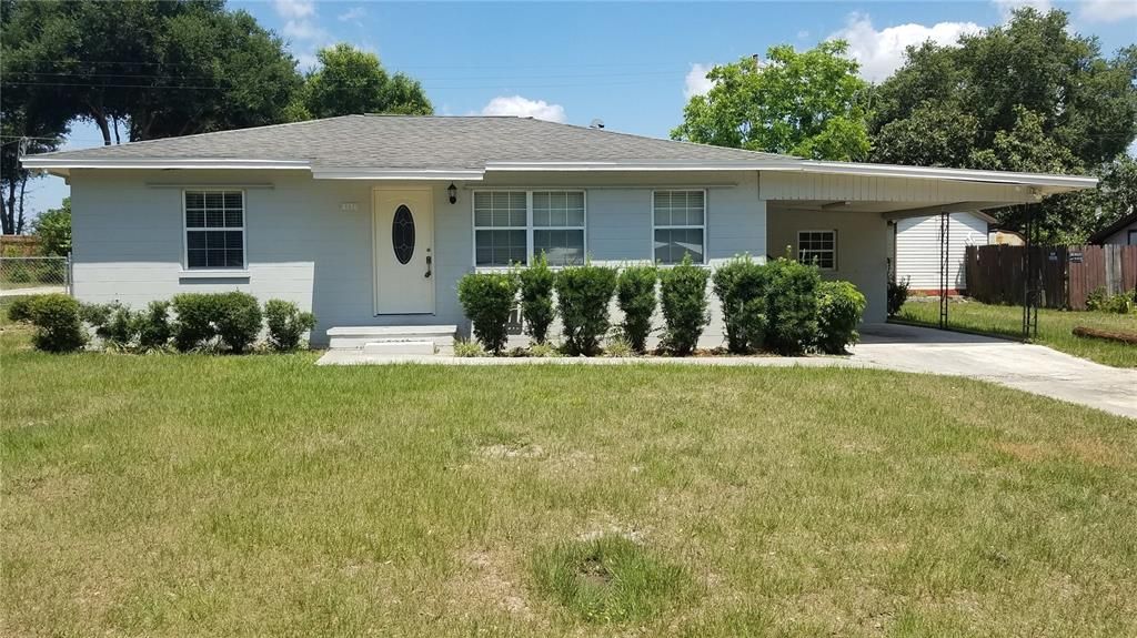 Recently Rented: $1,450 (2 beds, 1 baths, 900 Square Feet)