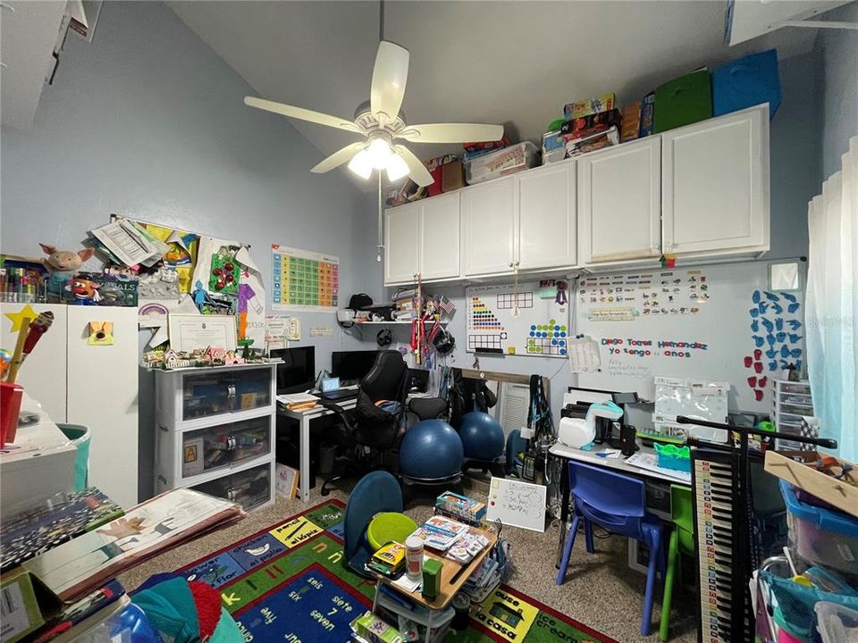 待售: $169,900 (2 贝兹, 2 浴室, 1070 平方英尺)