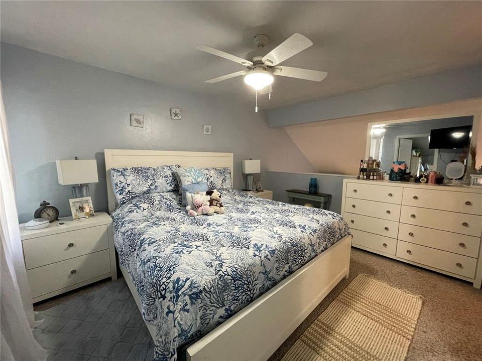 待售: $169,900 (2 贝兹, 2 浴室, 1070 平方英尺)