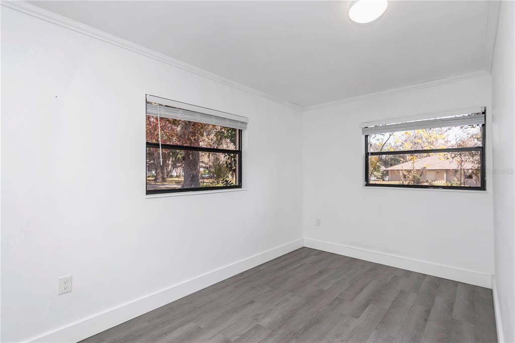 Active With Contract: $299,900 (3 beds, 3 baths, 1960 Square Feet)