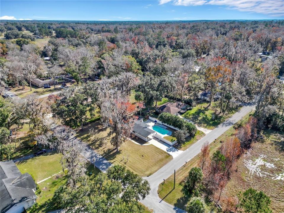 Active With Contract: $299,900 (3 beds, 3 baths, 1960 Square Feet)