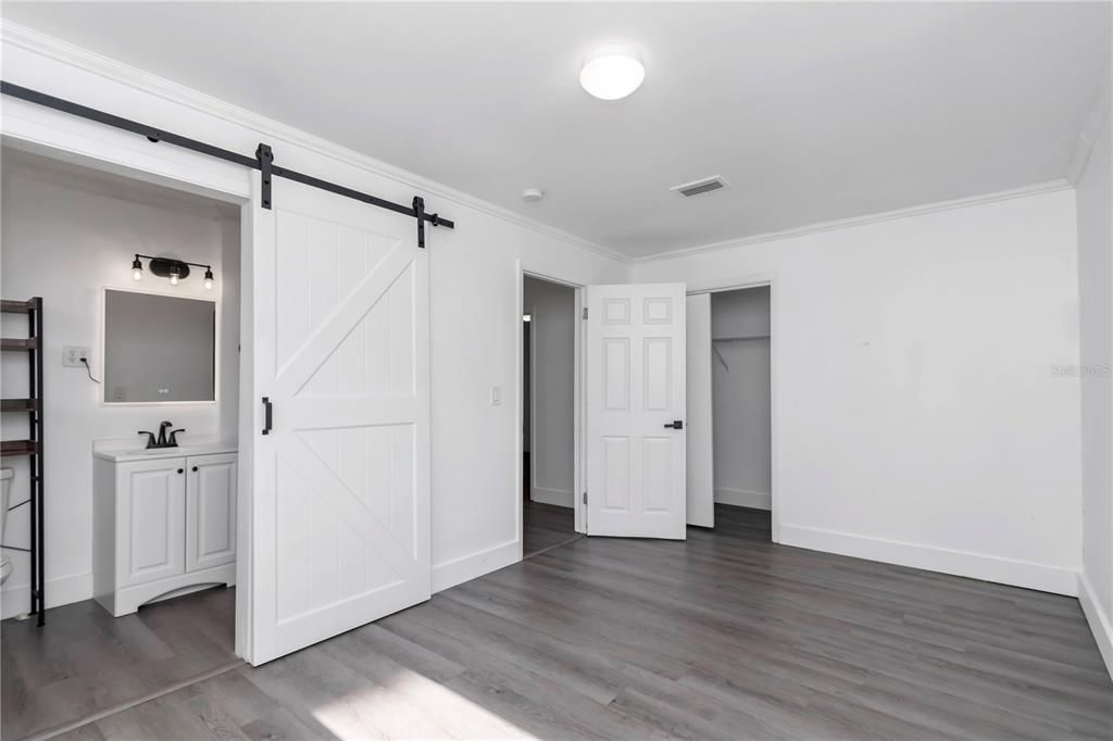 Active With Contract: $299,900 (3 beds, 3 baths, 1960 Square Feet)
