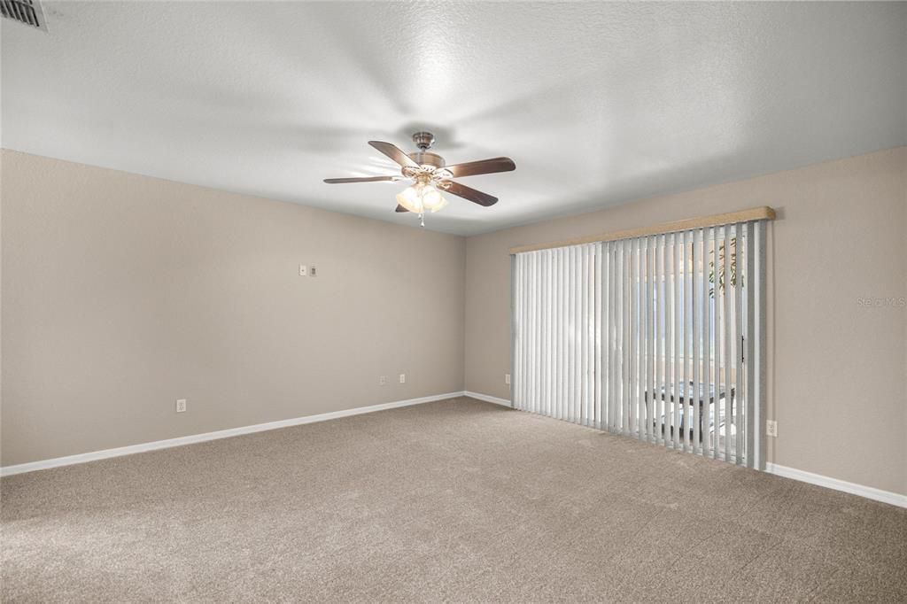 En Venta: $664,900 (4 camas, 2 baños, 3686 Pies cuadrados)