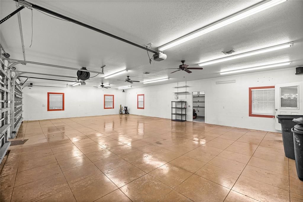 En Venta: $664,900 (4 camas, 2 baños, 3686 Pies cuadrados)