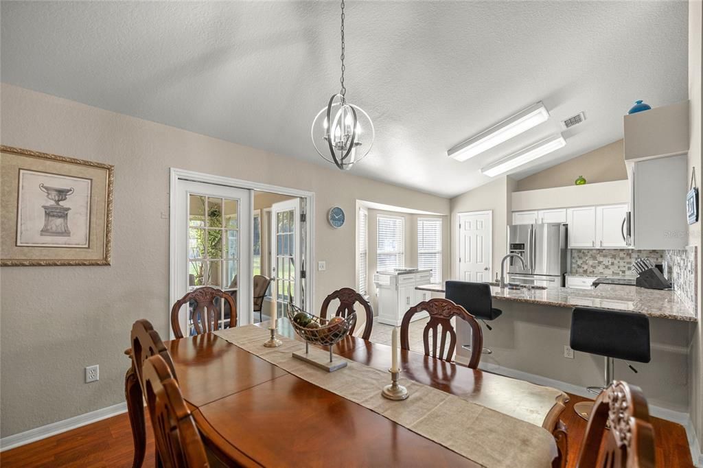 En Venta: $664,900 (4 camas, 2 baños, 3686 Pies cuadrados)