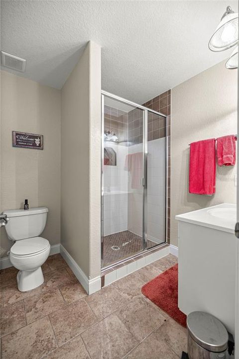 En Venta: $664,900 (4 camas, 2 baños, 3686 Pies cuadrados)