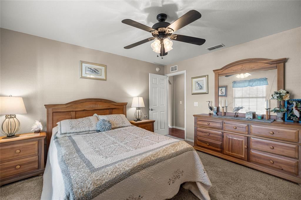 En Venta: $664,900 (4 camas, 2 baños, 3686 Pies cuadrados)