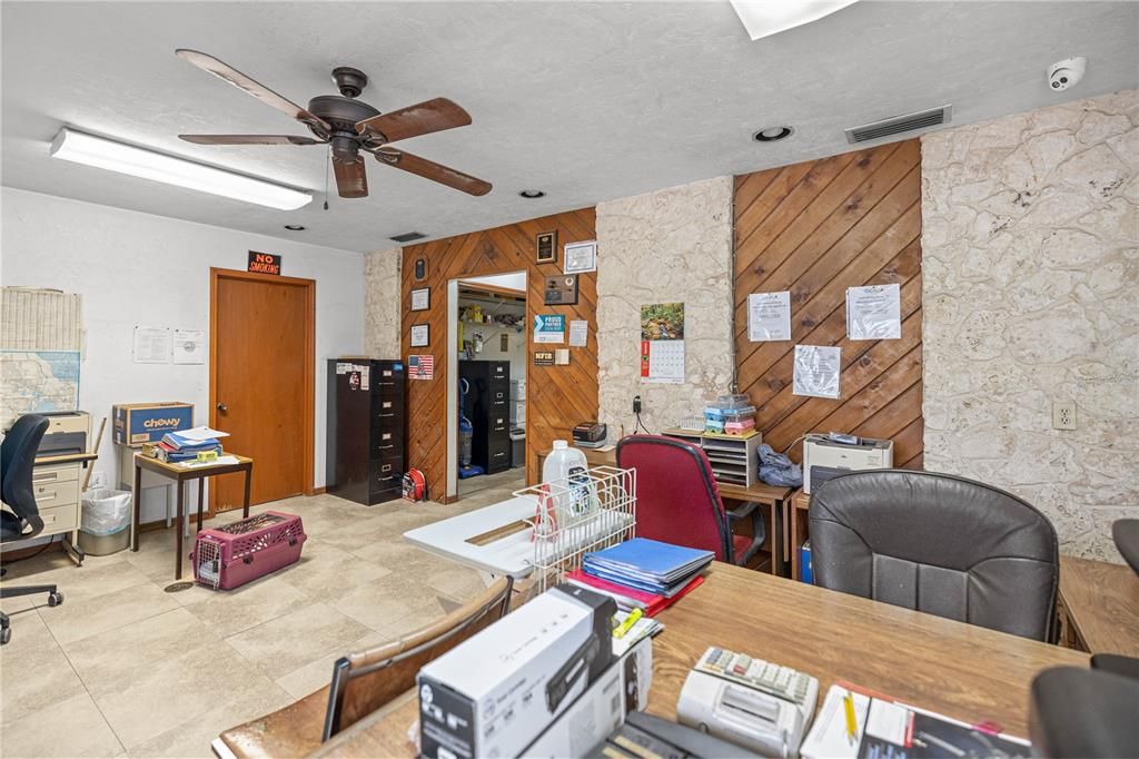 合同活跃: $725,000 (0 贝兹, 0 浴室, 1392 平方英尺)