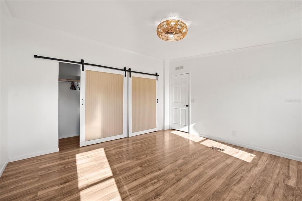 For Sale: $215,000 (3 beds, 2 baths, 1574 Square Feet)