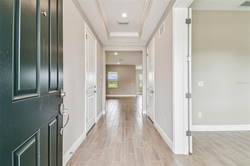 Active With Contract: $699,990 (5 beds, 4 baths, 3440 Square Feet)