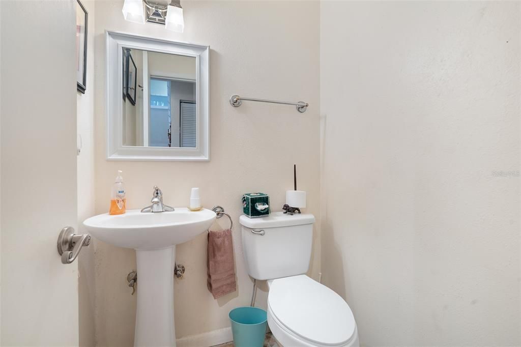 For Sale: $293,000 (3 beds, 2 baths, 1665 Square Feet)