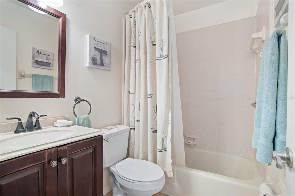 For Sale: $293,000 (3 beds, 2 baths, 1665 Square Feet)