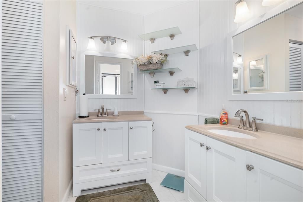 For Sale: $293,000 (3 beds, 2 baths, 1665 Square Feet)