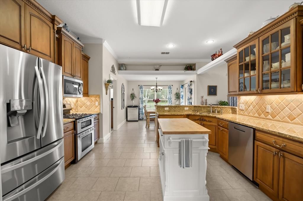 Active With Contract: $449,900 (4 beds, 3 baths, 2446 Square Feet)