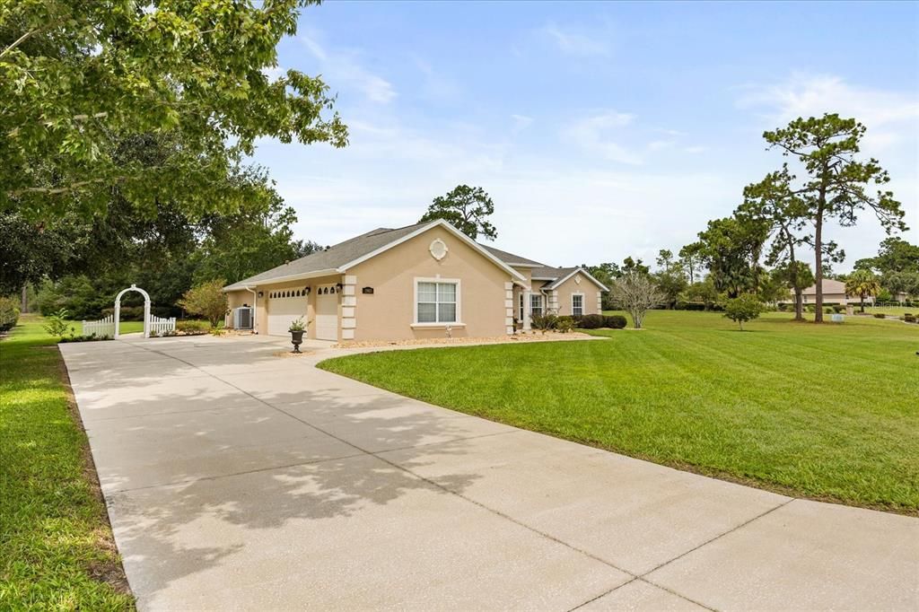 Active With Contract: $449,900 (4 beds, 3 baths, 2446 Square Feet)