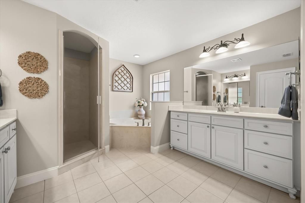 Active With Contract: $449,900 (4 beds, 3 baths, 2446 Square Feet)