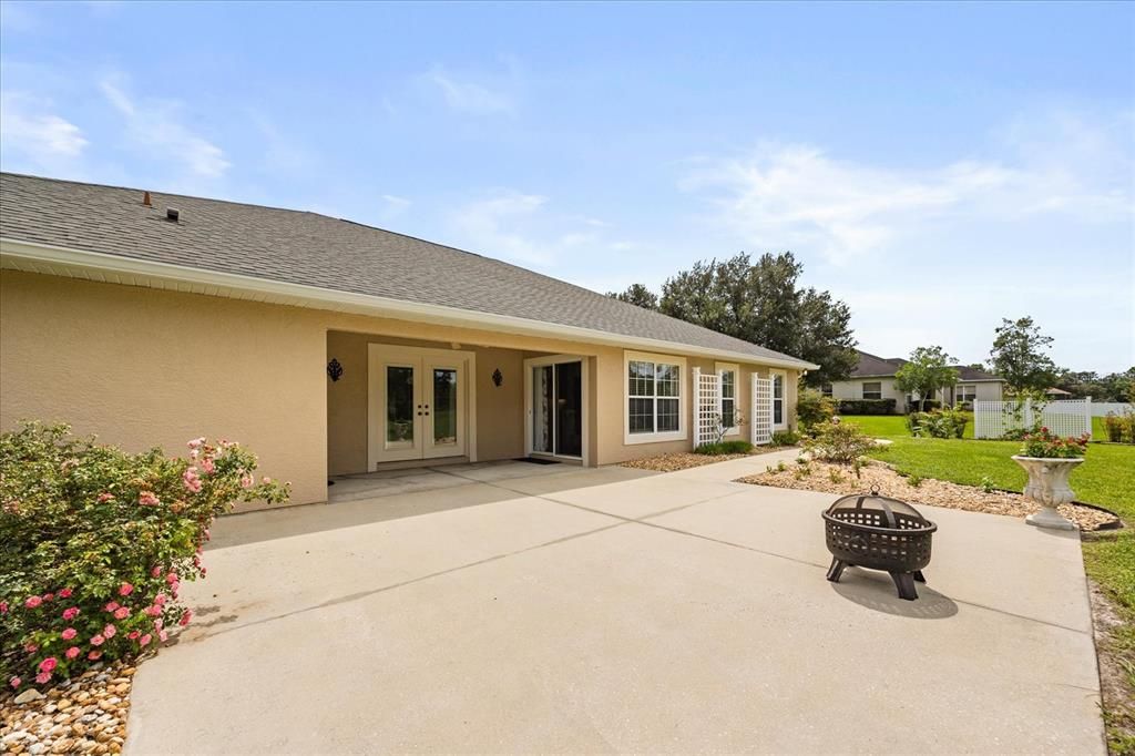 Active With Contract: $449,900 (4 beds, 3 baths, 2446 Square Feet)