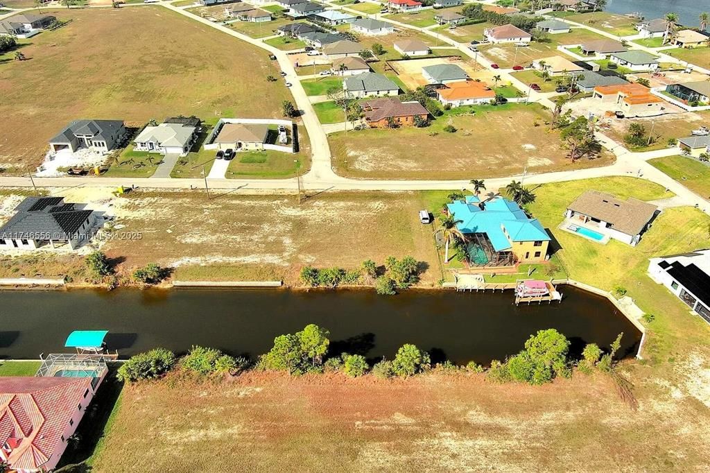 待售: $249,000 (0.34 acres)