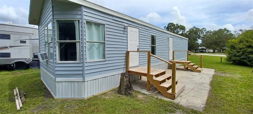 出租: $1,400 (2 贝兹, 1 浴室, 600 平方英尺)