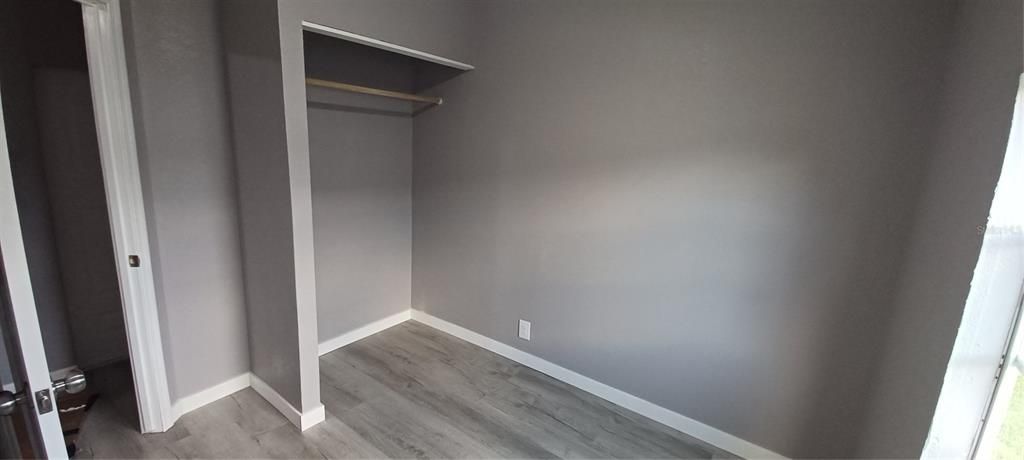 出租: $1,400 (2 贝兹, 1 浴室, 600 平方英尺)