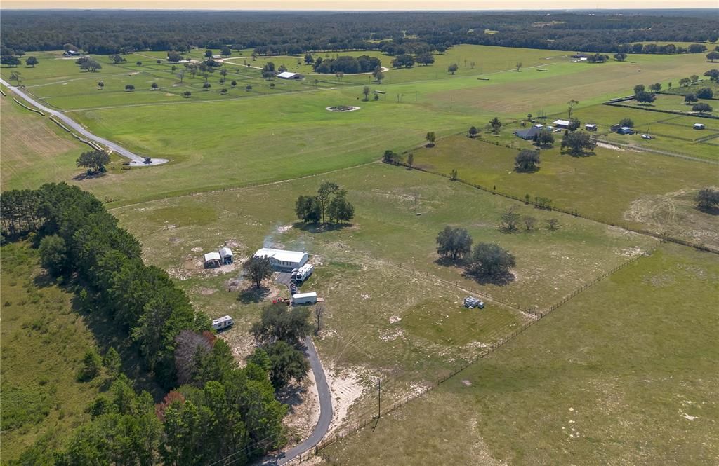 En Venta: $730,000 (3 camas, 2 baños, 2303 Pies cuadrados)