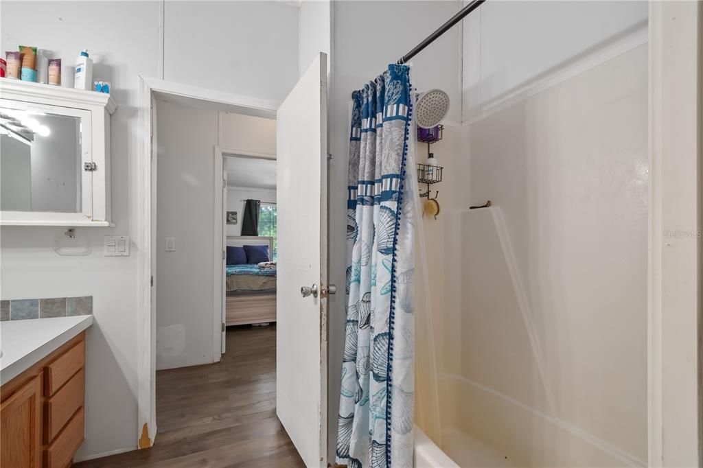 En Venta: $730,000 (3 camas, 2 baños, 2303 Pies cuadrados)