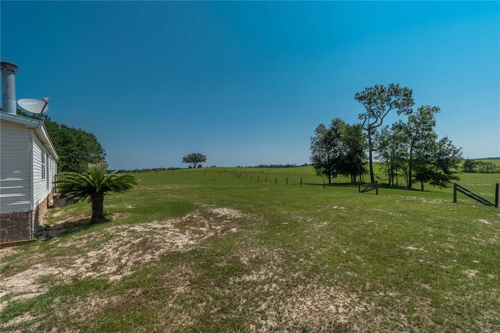 En Venta: $730,000 (3 camas, 2 baños, 2303 Pies cuadrados)