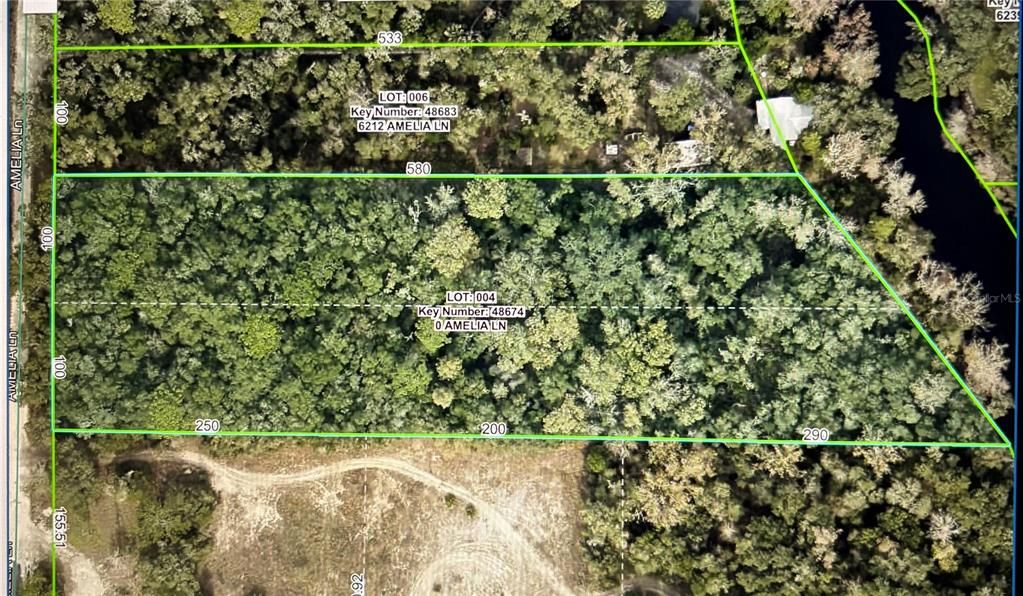 En Venta: $195,000 (3.03 acres)