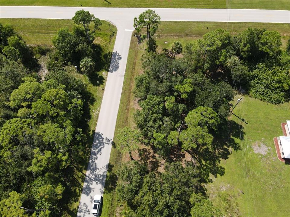 На продажу: $38,000 (0.37 acres)