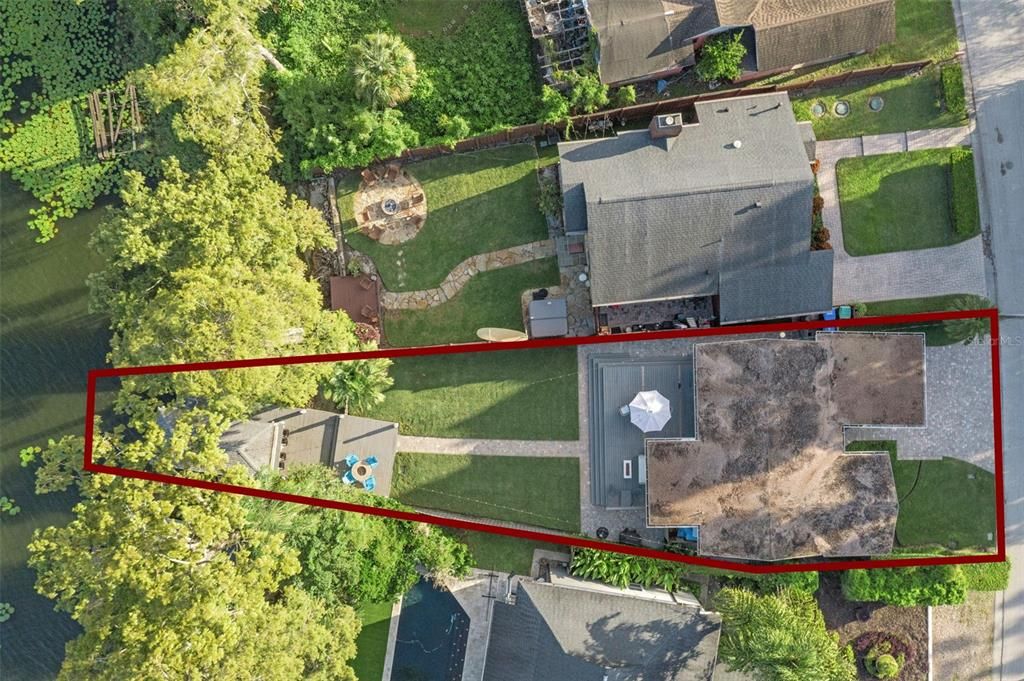 For Sale: $949,000 (2 beds, 2 baths, 1086 Square Feet)