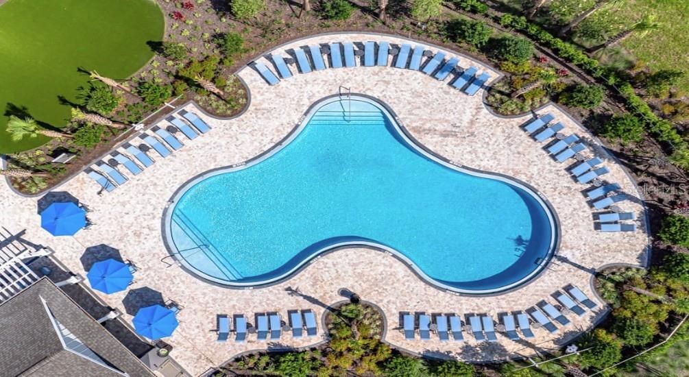 Activo con contrato: $398,999 (5 camas, 3 baños, 2287 Pies cuadrados)