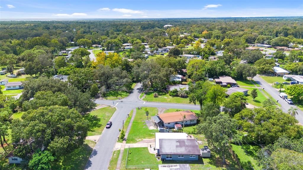 Под контрактом: $275,000 (3 спален, 1 ванн, 1510 Квадратных фут)