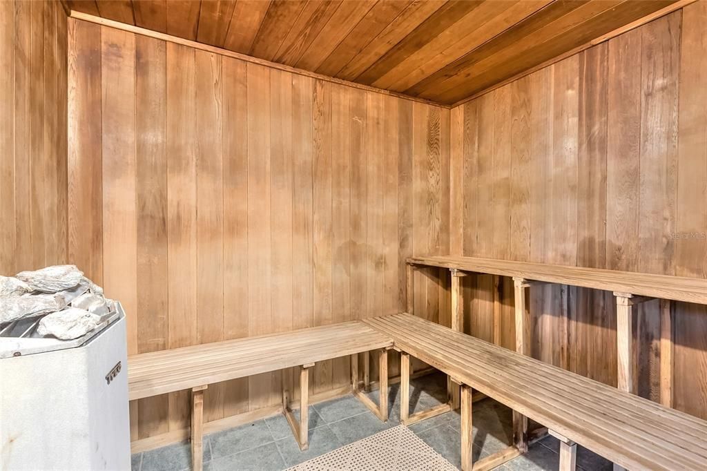 На продажу: $185,000 (0 спален, 1 ванн, 339 Квадратных фут)