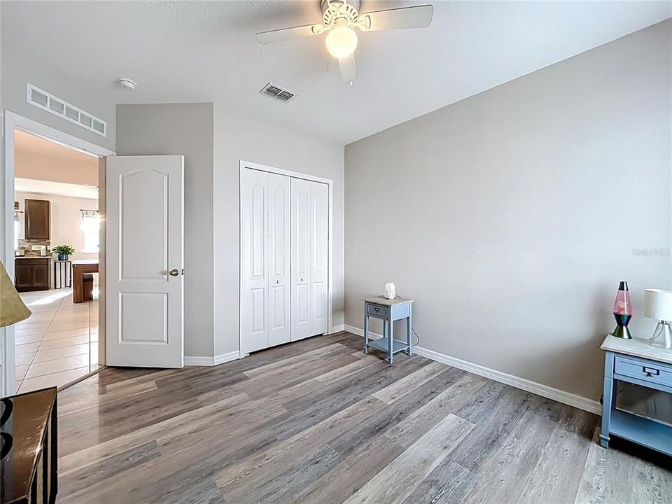 For Sale: $310,000 (3 beds, 2 baths, 1705 Square Feet)