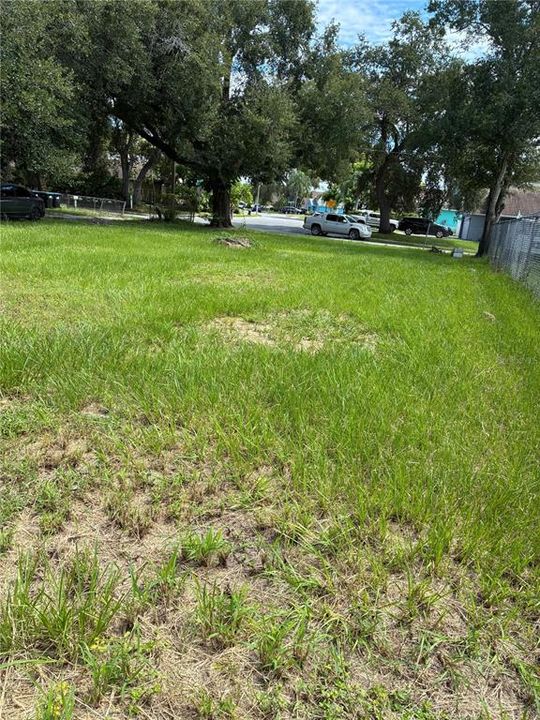 待售: $85,900 (0.18 acres)