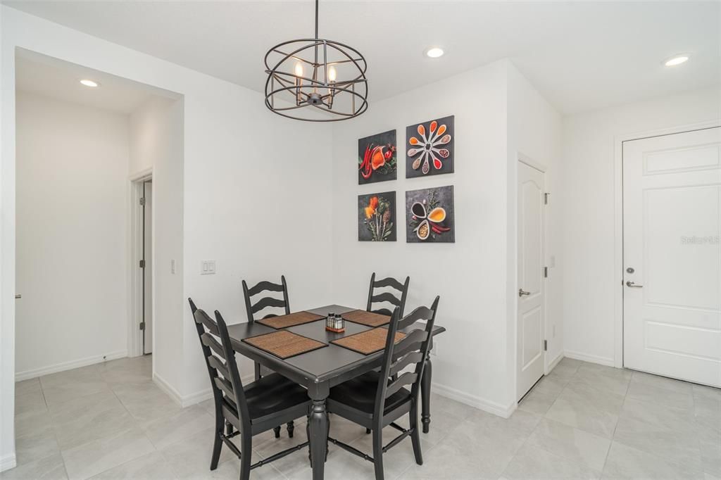 待售: $309,900 (3 贝兹, 2 浴室, 1822 平方英尺)