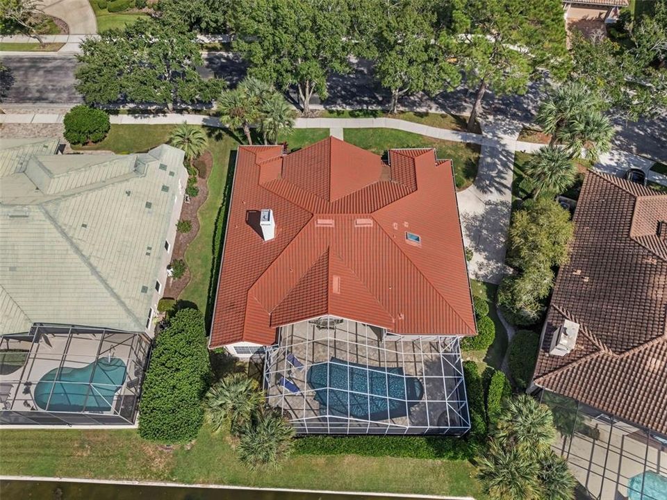 合同活跃: $799,000 (4 贝兹, 3 浴室, 2763 平方英尺)