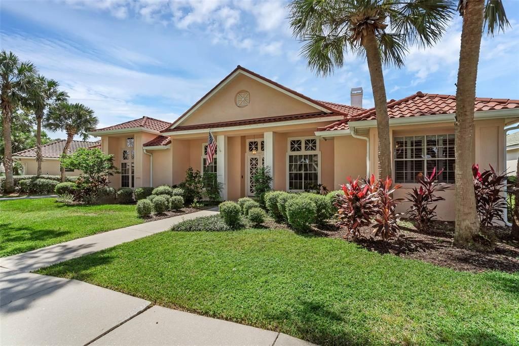 合同活跃: $799,000 (4 贝兹, 3 浴室, 2763 平方英尺)