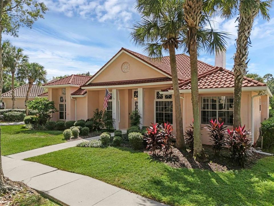 合同活跃: $799,000 (4 贝兹, 3 浴室, 2763 平方英尺)