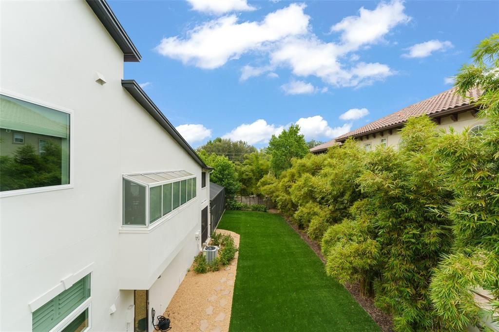 For Sale: $1,550,000 (5 beds, 4 baths, 4186 Square Feet)