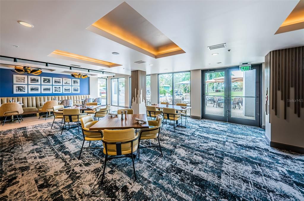 Activo con contrato: $689,000 (3 camas, 2 baños, 2234 Pies cuadrados)