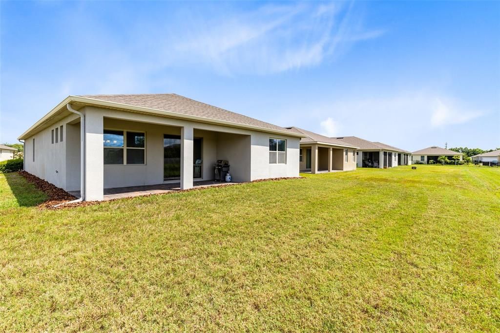 待售: $425,000 (4 贝兹, 2 浴室, 2056 平方英尺)