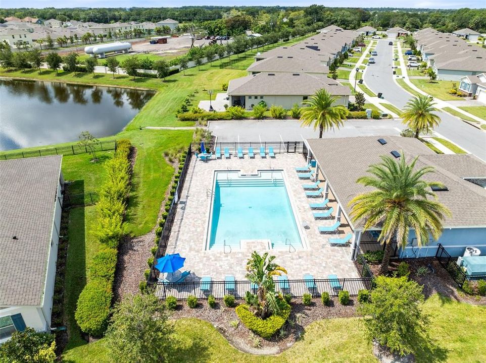 待售: $425,000 (4 贝兹, 2 浴室, 2056 平方英尺)