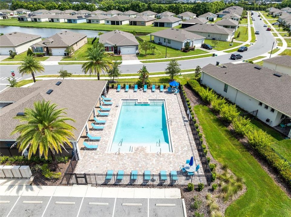 待售: $425,000 (4 贝兹, 2 浴室, 2056 平方英尺)