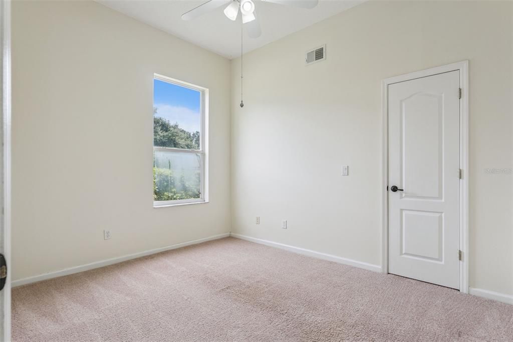 待售: $570,000 (4 贝兹, 3 浴室, 2956 平方英尺)