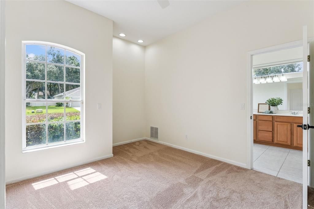 待售: $570,000 (4 贝兹, 3 浴室, 2956 平方英尺)