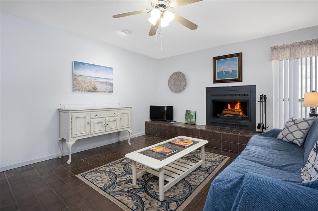 For Sale: $625,000 (3 beds, 2 baths, 1861 Square Feet)